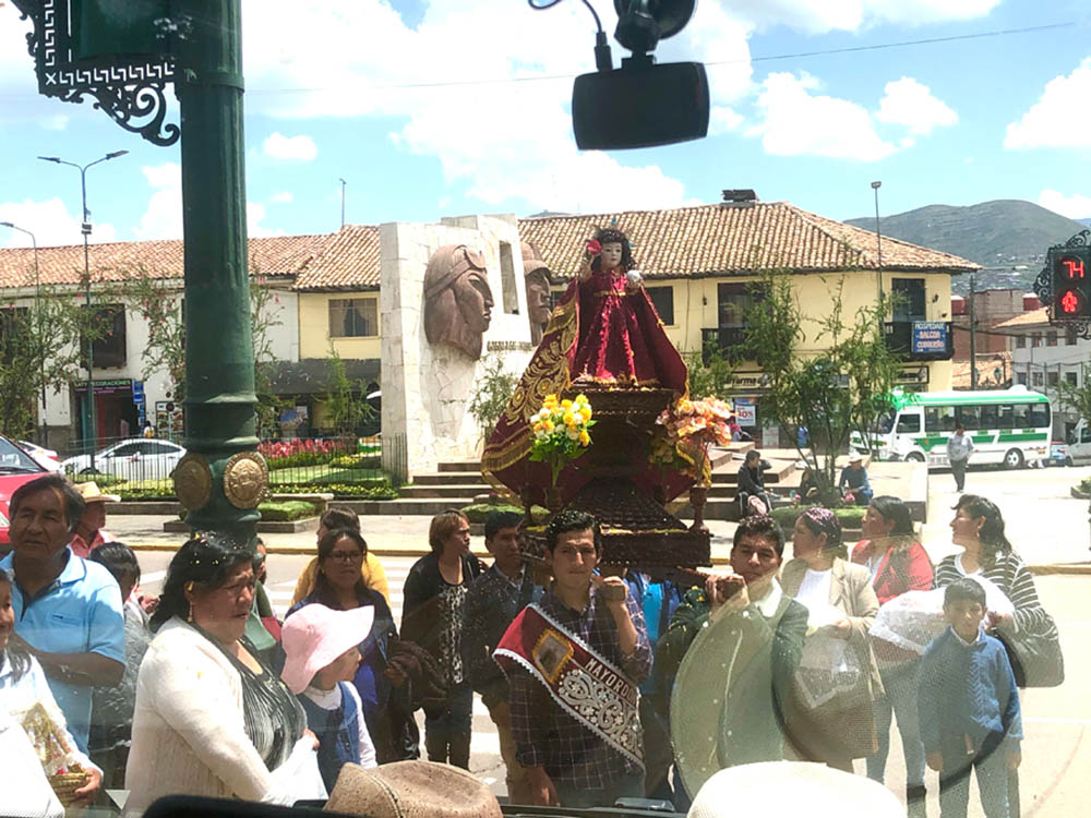 procesión en cuzco